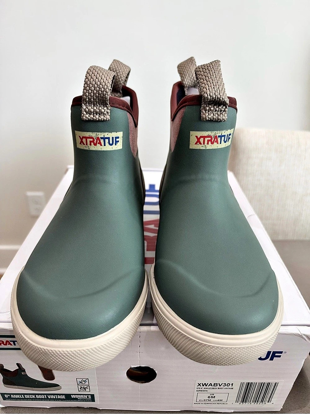 Xtratuf Women's 6" Ankle Deck Boot Vintage Green & Pink US 6M - Picture 3 of 6